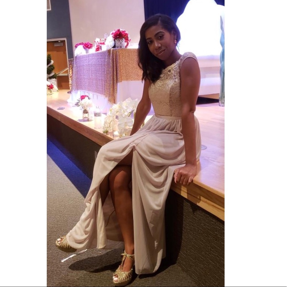 Long Dress with Lace Bodace